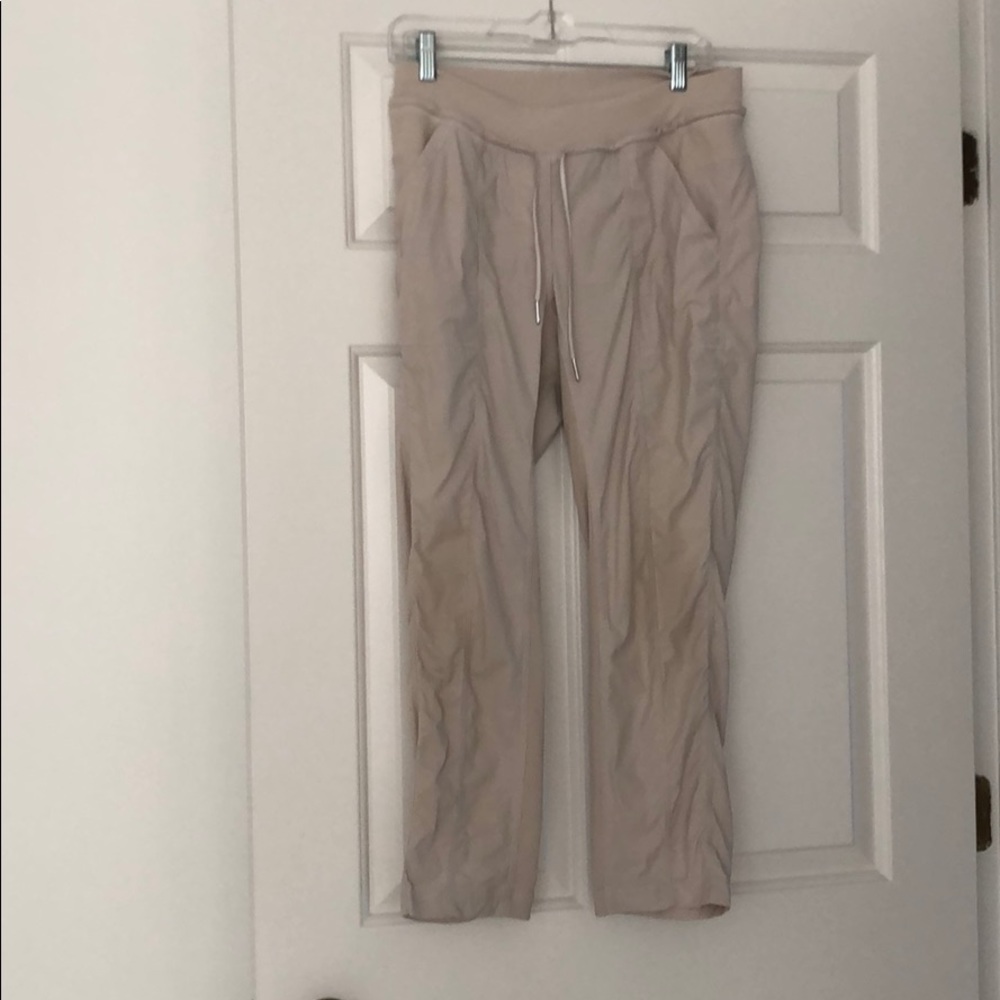 Lululemon  Elastic Waist Jogger Pant size 8